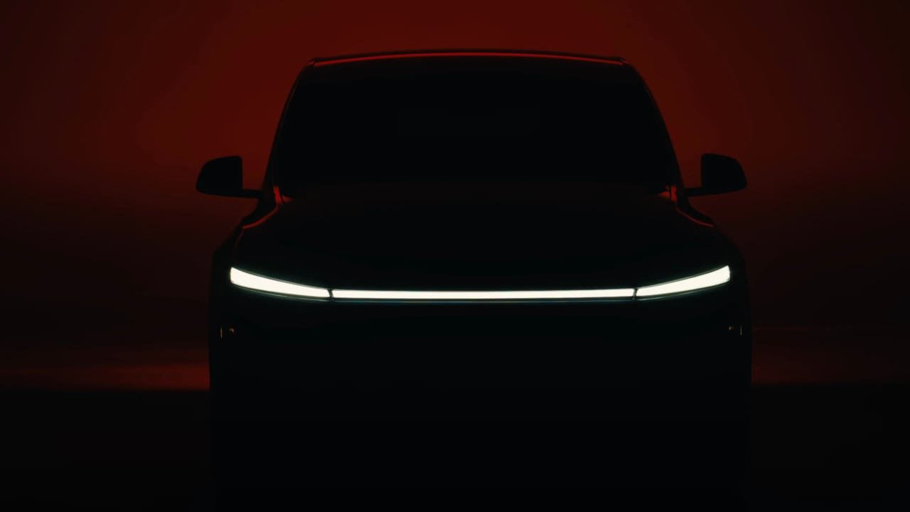 Tesla Model Y India: Range & Performance, 622 km Range – Price Starts at ₹59.89 Lakh 1 Tesla Model Y LED